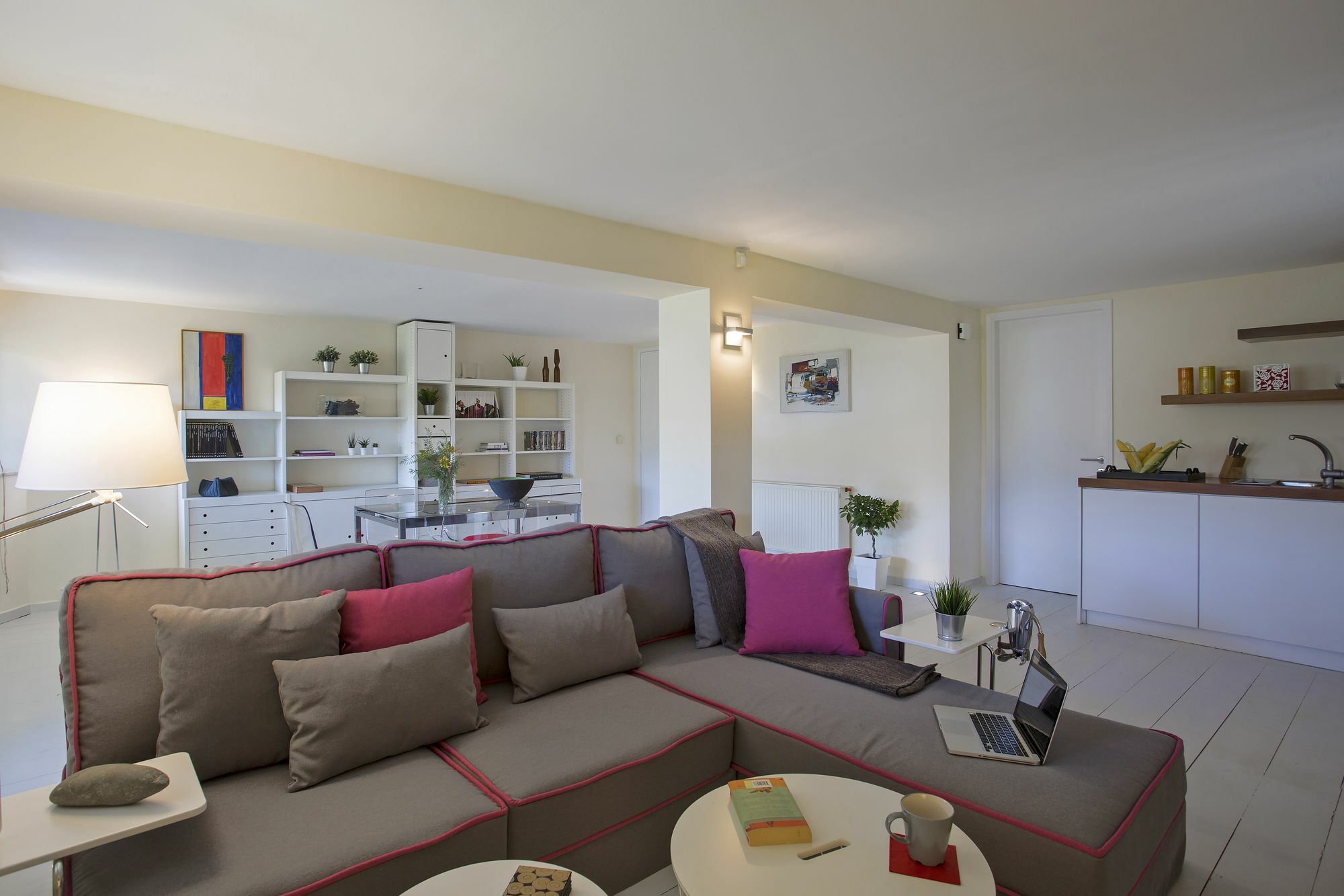 Posh & Minimal 1 Bd Apt - Panathenaic Stadium Екстериор снимка